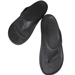 Crocs Baya Unisex Black Flip Flop Sandals Men Sz 8 Women Size 10